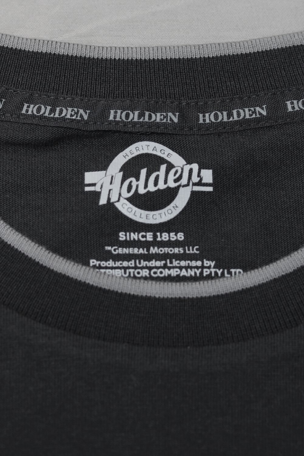 Holden SSV T-Shirt - Black